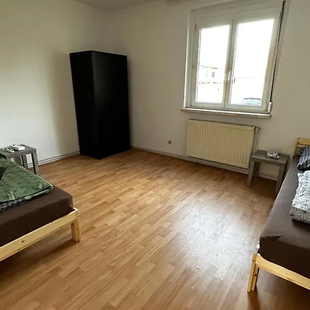 Zentrale Wohlfuehloase Mit Naehe Zur Apartament