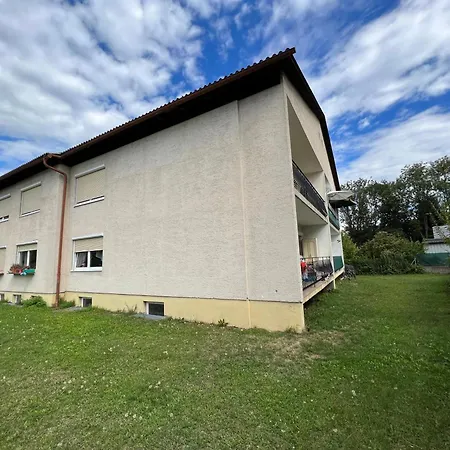 Zentrale Wohlfuehloase Mit Naehe Zur *